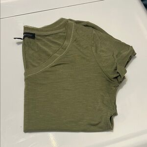White House Black Market Hunter Green Top